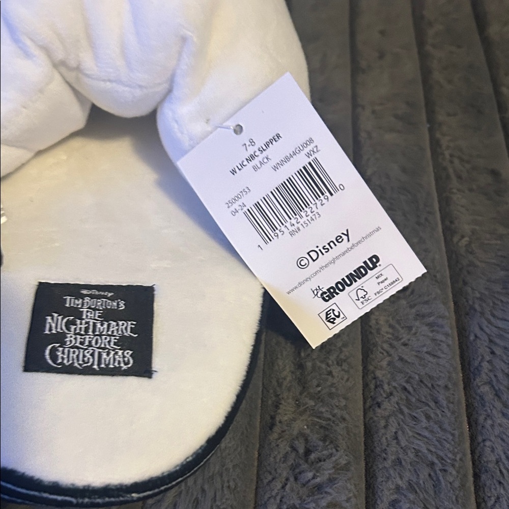 BNWT Disney Nightmare Before Christmas Jack & Sally Slippers Size 7/8 - Picture 5 of 6